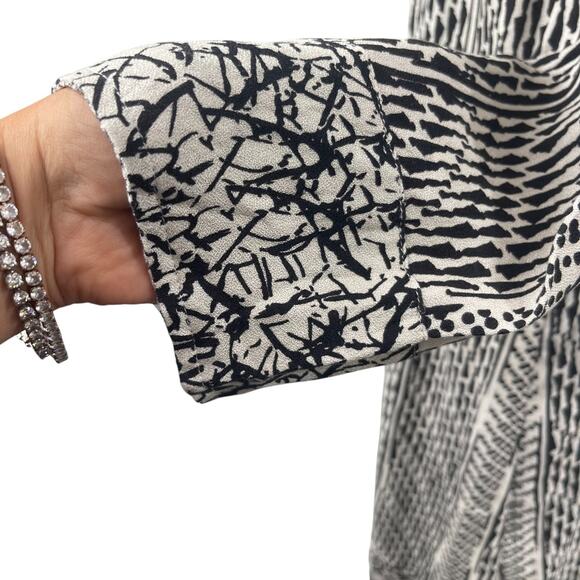 Soft Surroundings Raven Shift Dress Sz M Black White Flattering Boho Beachy NWOT - Picture 7 of 10